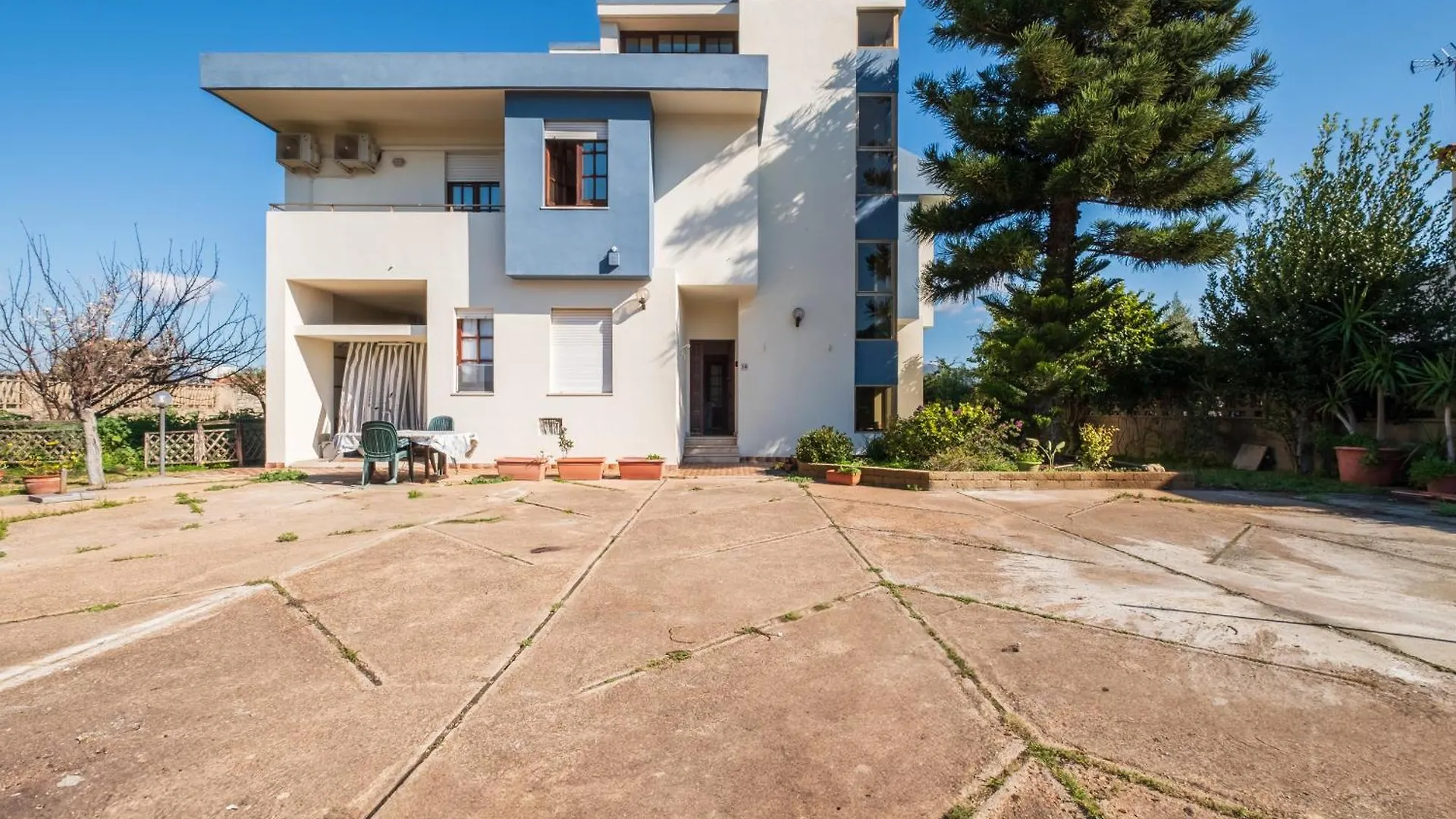 Big Beach Villa S Andrea- Privat Parking-Netflix-Self Ck -450M From The Beach Quartu Sant'Elena Italy