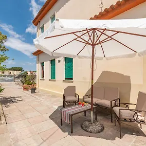 Villa Casa Lupa Magnifica Con Giardino, Quartu SantʼElena